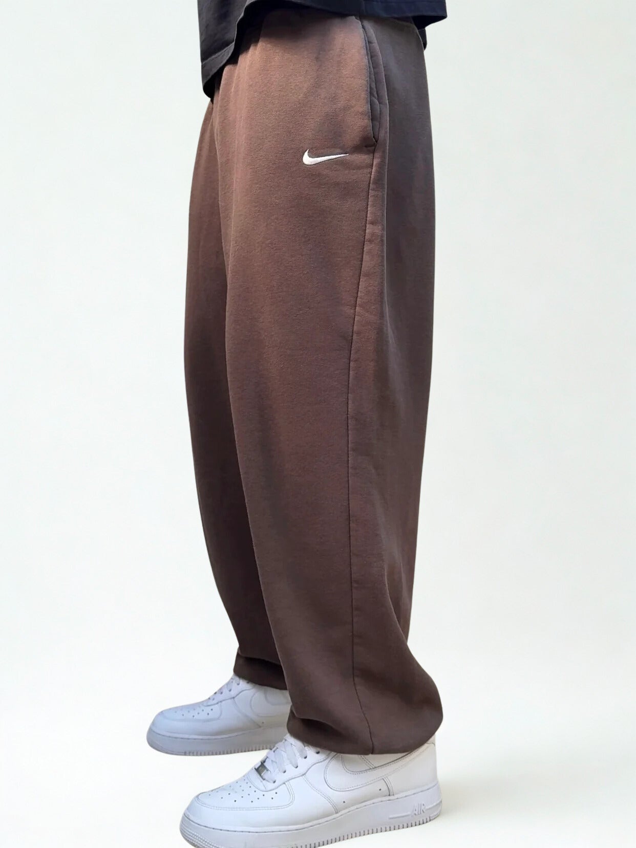 Nk Oversized Joggers – Black Edition