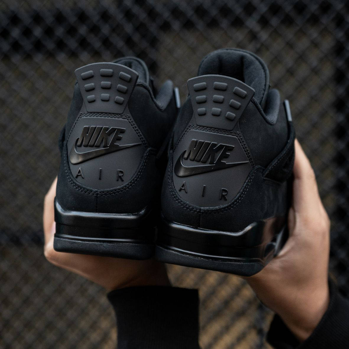 Air Jordan 4 Black Cat (2025)